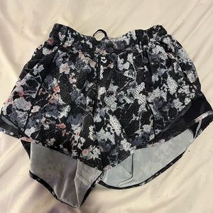 Lululemon Hottie Hot Floral Shorts